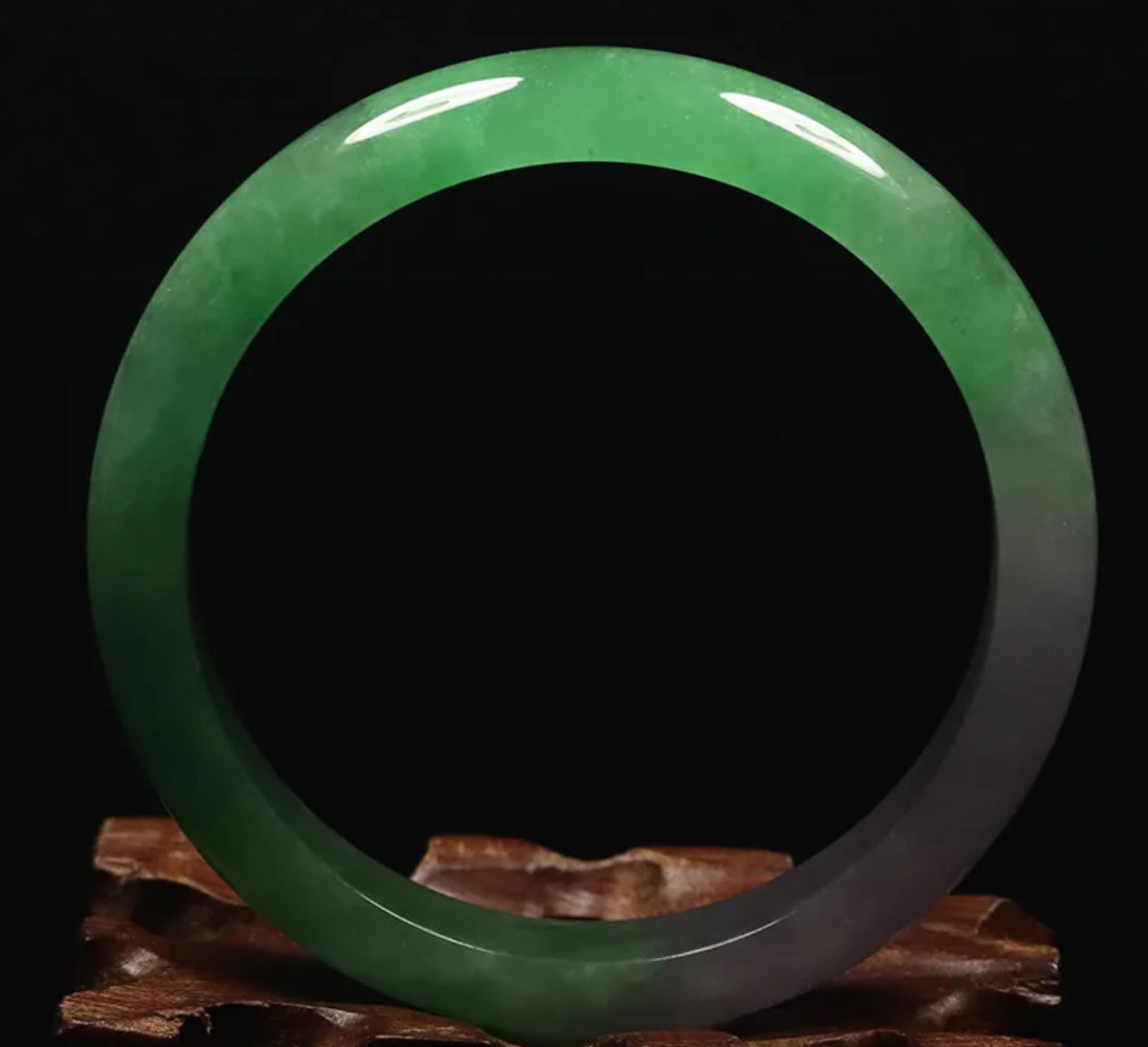 VINTAGE Small Jadeite Green/Lavender Jade Bangle Size 56mm M823 - JazzyJewelbyAmina 
