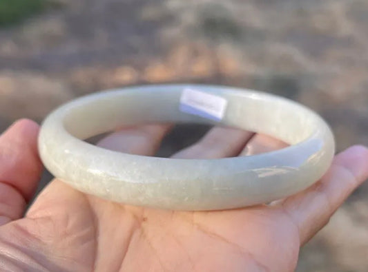 VINTAGE XXl Jadeite Green Jade Bangle from Burma - Certified Size 73.6mm J41 - JazzyJewelbyAmina 