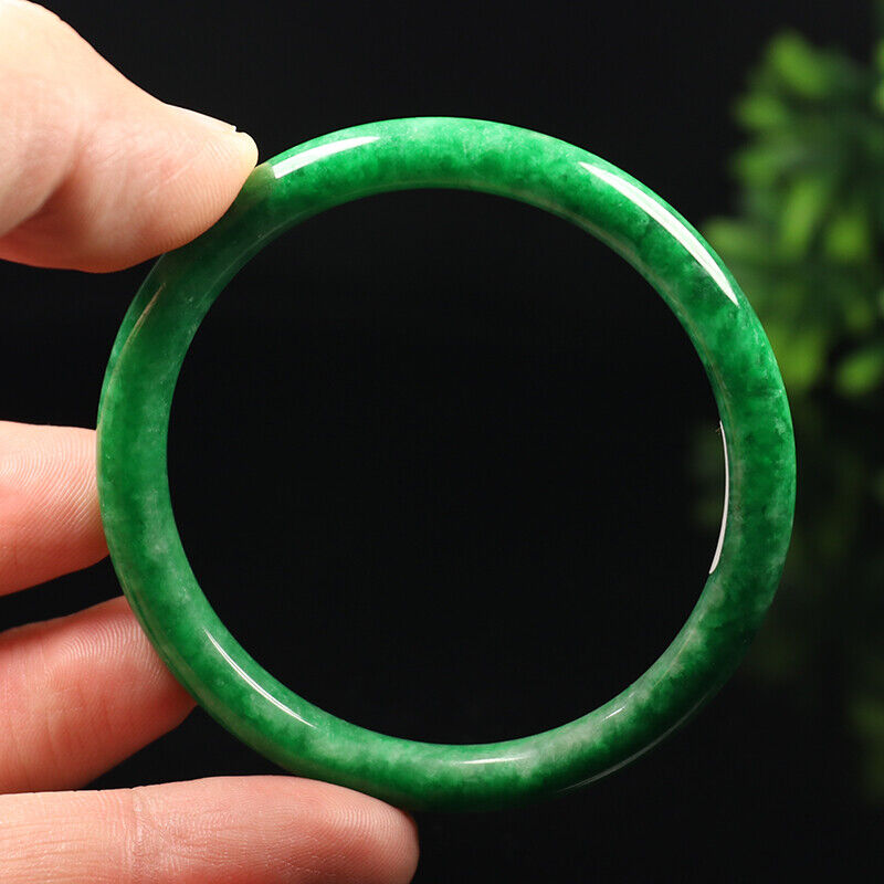 VINTAGE Small Jadeite Green Jade Bangle Round Princess Cut Size 55mm M963 - JazzyJewelbyAmina 