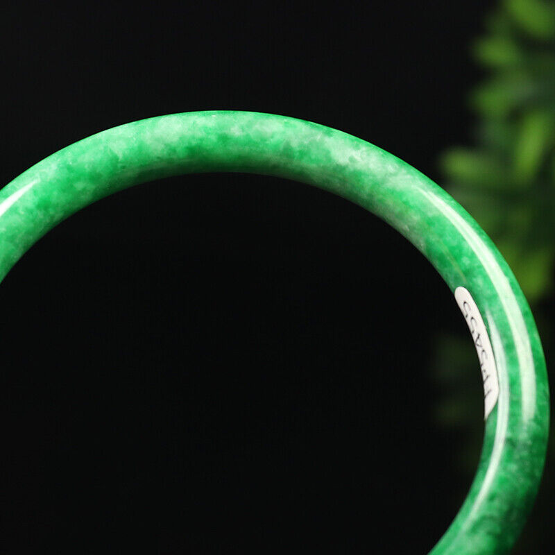 VINTAGE Small Jadeite Green Jade Bangle Round Princess Cut Size 55mm M963 - JazzyJewelbyAmina 