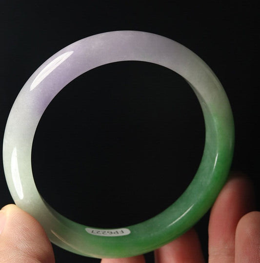 VINTAGE Medium Jadeite Green/Lavender/White Jade Bangle Size 58mm A507 - JazzyJewelbyAmina 