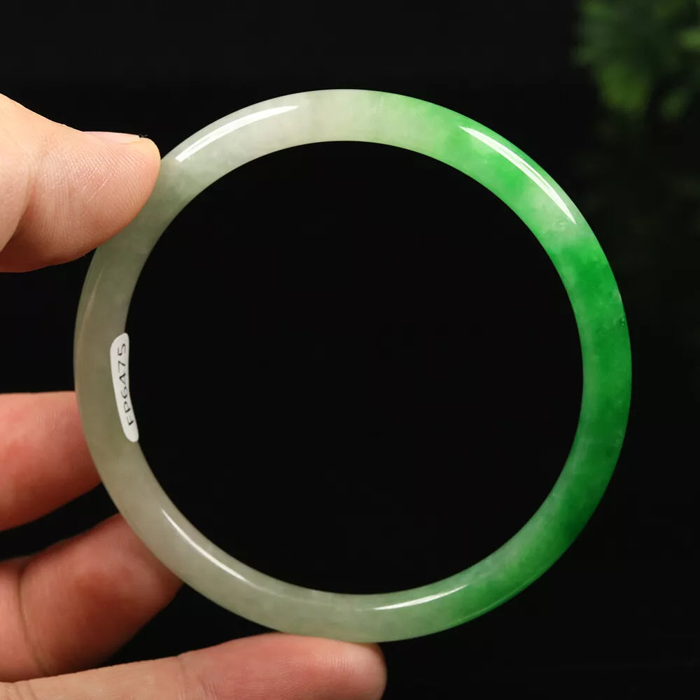 VINTAGE Large Jadeite Green/White Jade Bangle Size 62mm - Round Princess Thin Cut U475 - JazzyJewelbyAmina 