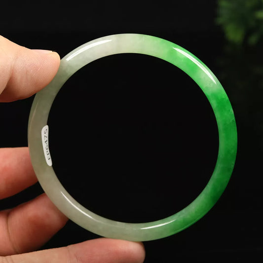 VINTAGE Large Jadeite Green/White Jade Bangle Size 62mm - Round Princess Thin Cut U475 - JazzyJewelbyAmina 