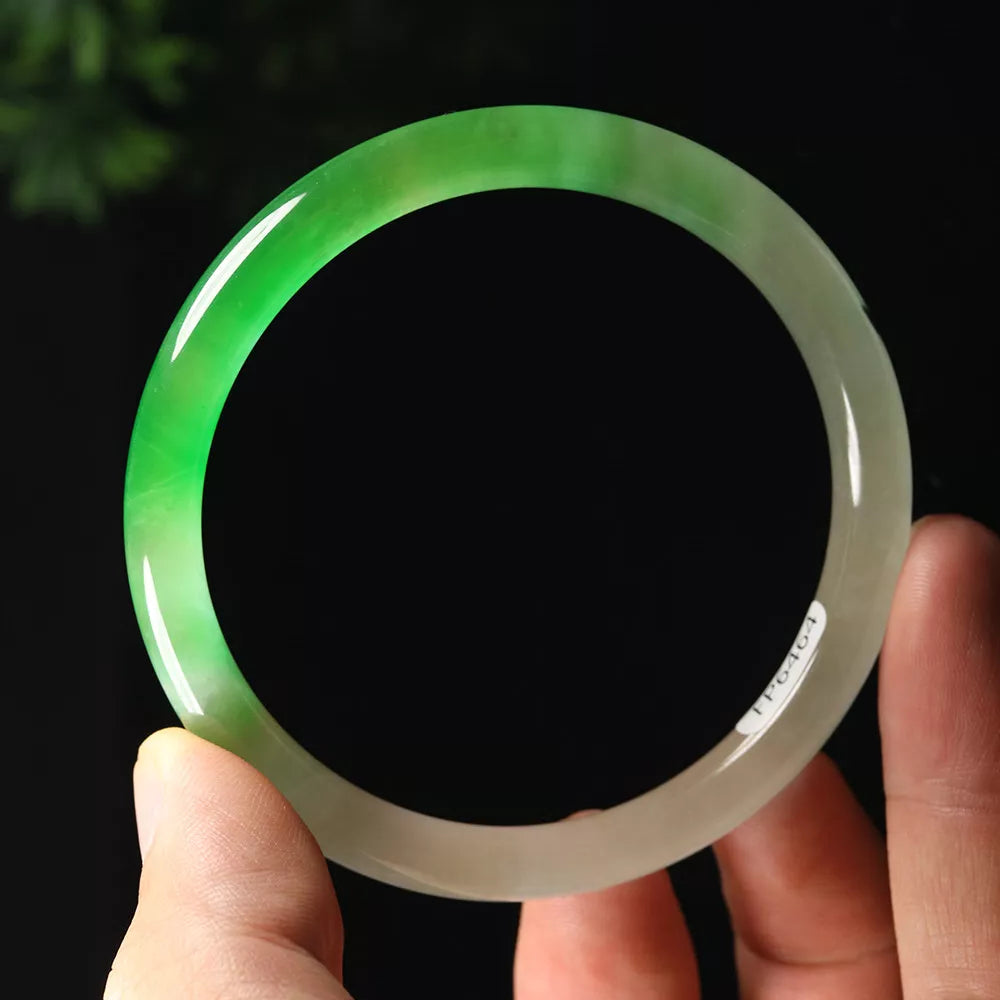 VINTAGE Large Jadeite Green/White Jade Bangle Size 62mm - Round Princess Cut U464 - JazzyJewelbyAmina 