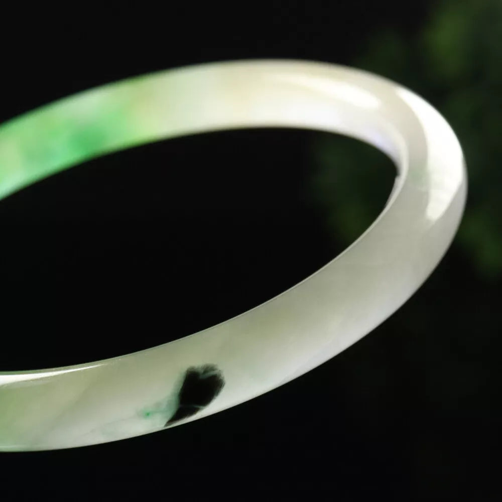 VINTAGE Large Jadeite Green/White Jade Bangle Size 62mm - Round Princess Cut U464 - JazzyJewelbyAmina 