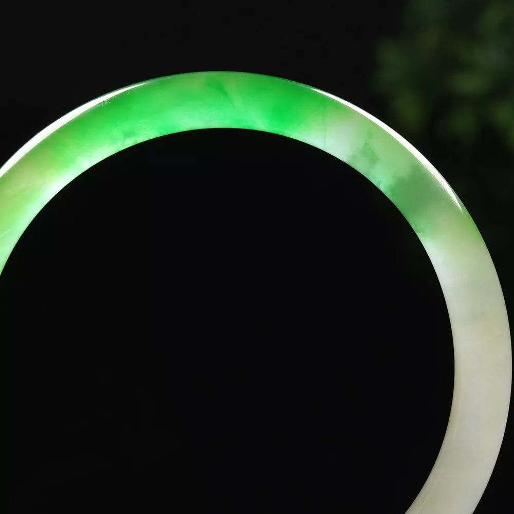 VINTAGE Large Jadeite Green/White Jade Bangle Size 62mm - Round Princess Cut U464 - JazzyJewelbyAmina 
