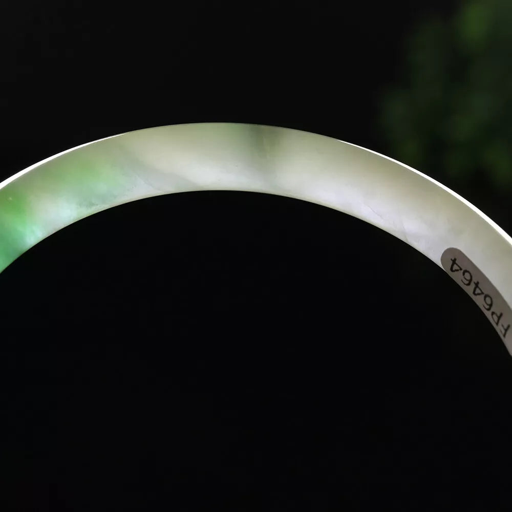 VINTAGE Large Jadeite Green/White Jade Bangle Size 62mm - Round Princess Cut U464 - JazzyJewelbyAmina 