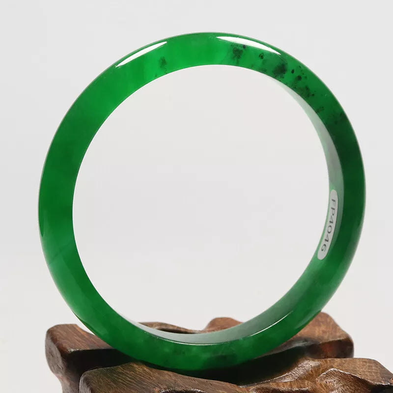 VINTAGE Medium Jadeite Green Jade Bangle Size 58mm Bright Green! Jade! L046 - JazzyJewelbyAmina 