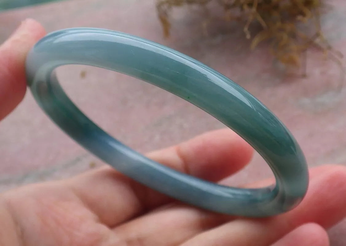 VINTAGE Medium Jadeite green Bangle Round Princess Cut Size 58.6mm Certified GRADE A Jade L837 - JazzyJewelbyAmina 