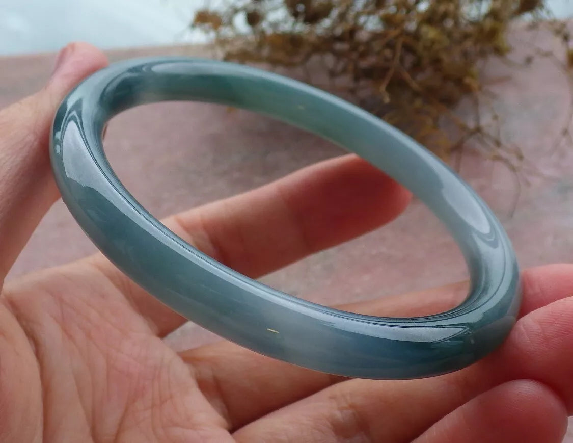 VINTAGE Medium Jadeite green Bangle Round Princess Cut Size 58.6mm Certified GRADE A Jade L837 - JazzyJewelbyAmina 
