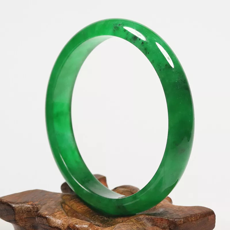 VINTAGE Medium Jadeite Green Jade Bangle Size 58mm Bright Green! Jade! L046 - JazzyJewelbyAmina 