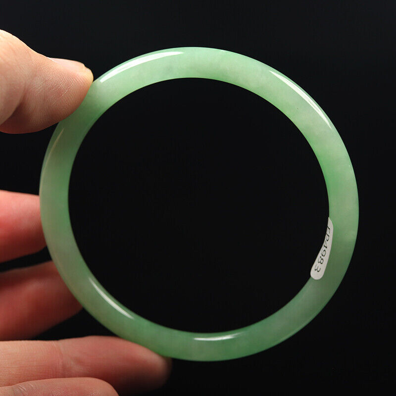 VINTAGE Large Jadeite Green Jade Bangle Size 63mm Round Princess Cut Size 63mm D19 - JazzyJewelbyAmina 