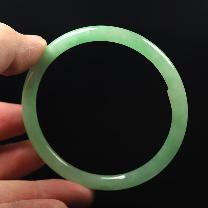 VINTAGE Large Jadeite Green Jade Bangle Size 63mm Round Princess Cut Size 63mm D19 - JazzyJewelbyAmina 