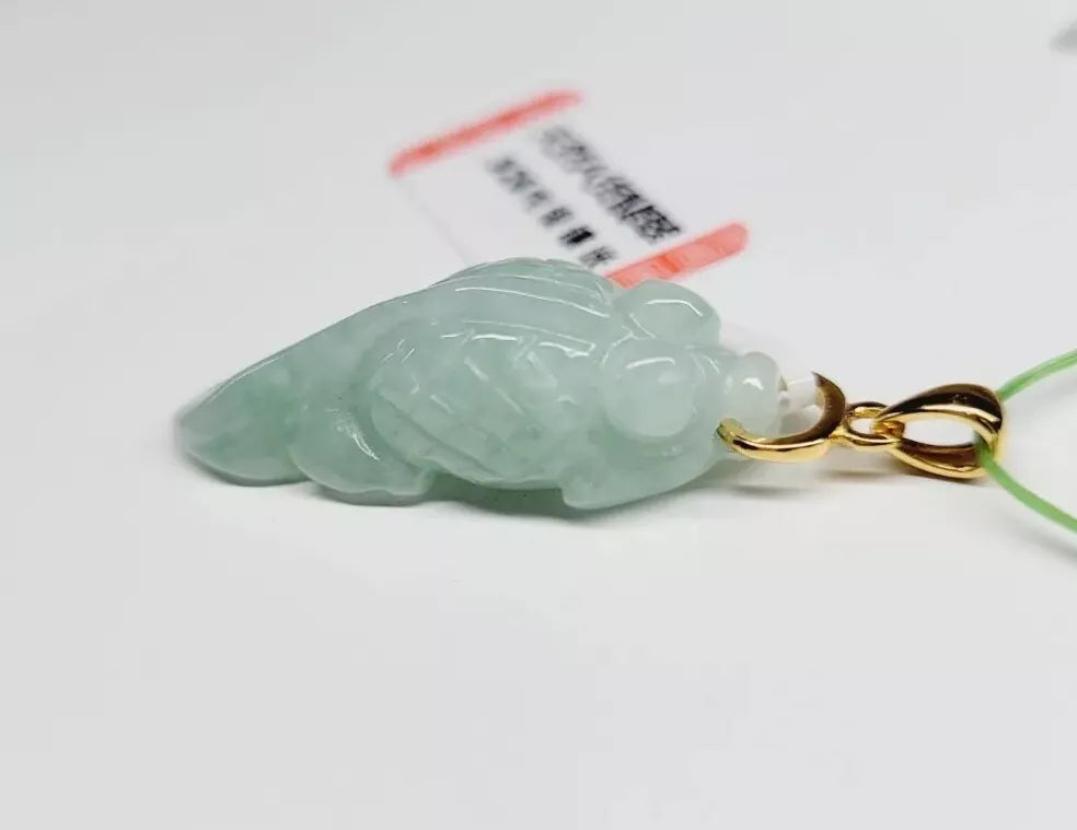 VINTAGE Jadeite Pale Green Jade Fish Pendant with Gold Over Sterling Silver Bale - JazzyJewelbyAmina 