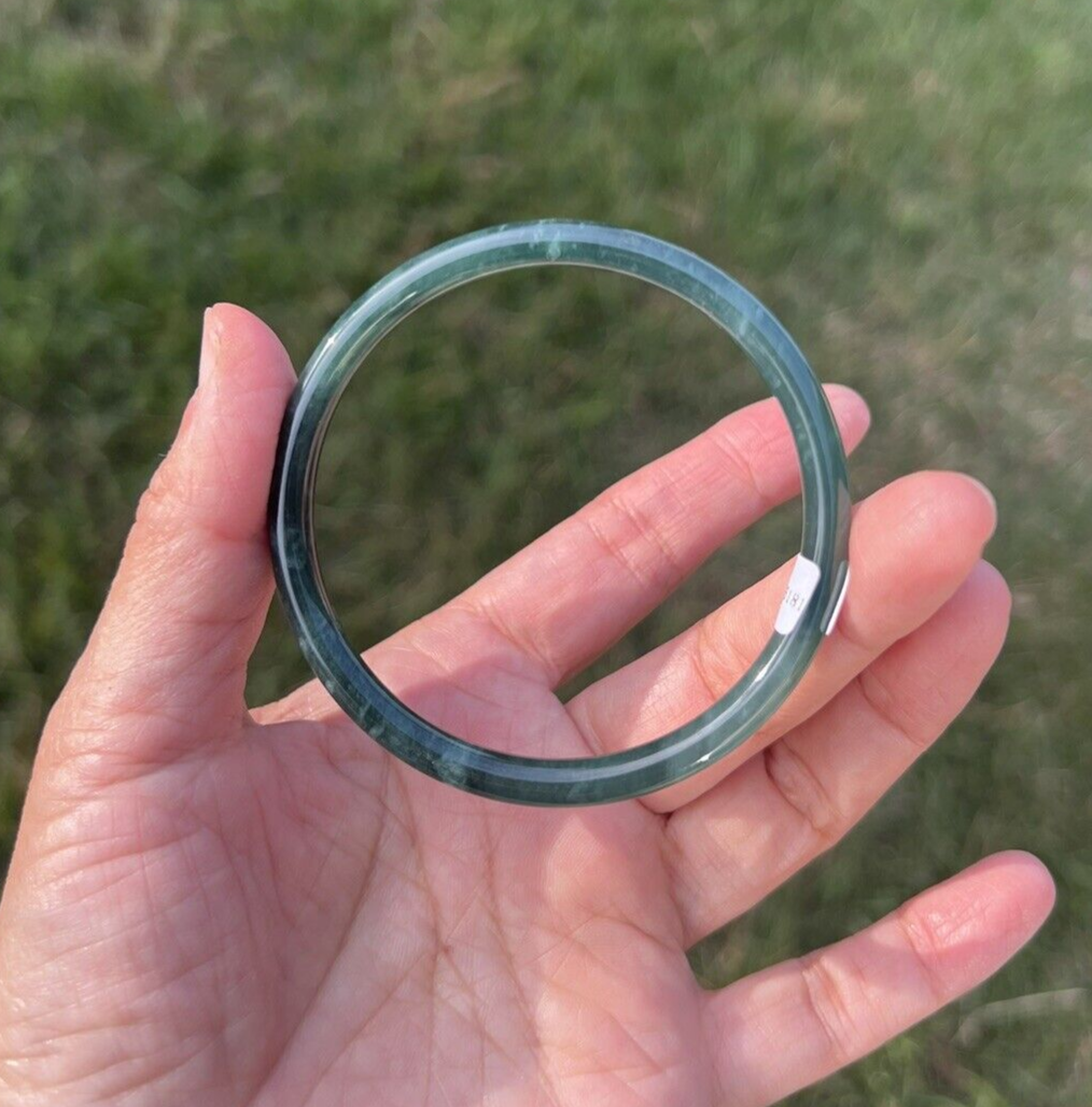 VINTAGE Small Jadeite Green Jade Bangle - Round Princess Cut - from Guatemala Size 56.5 D750 - JazzyJewelbyAmina 