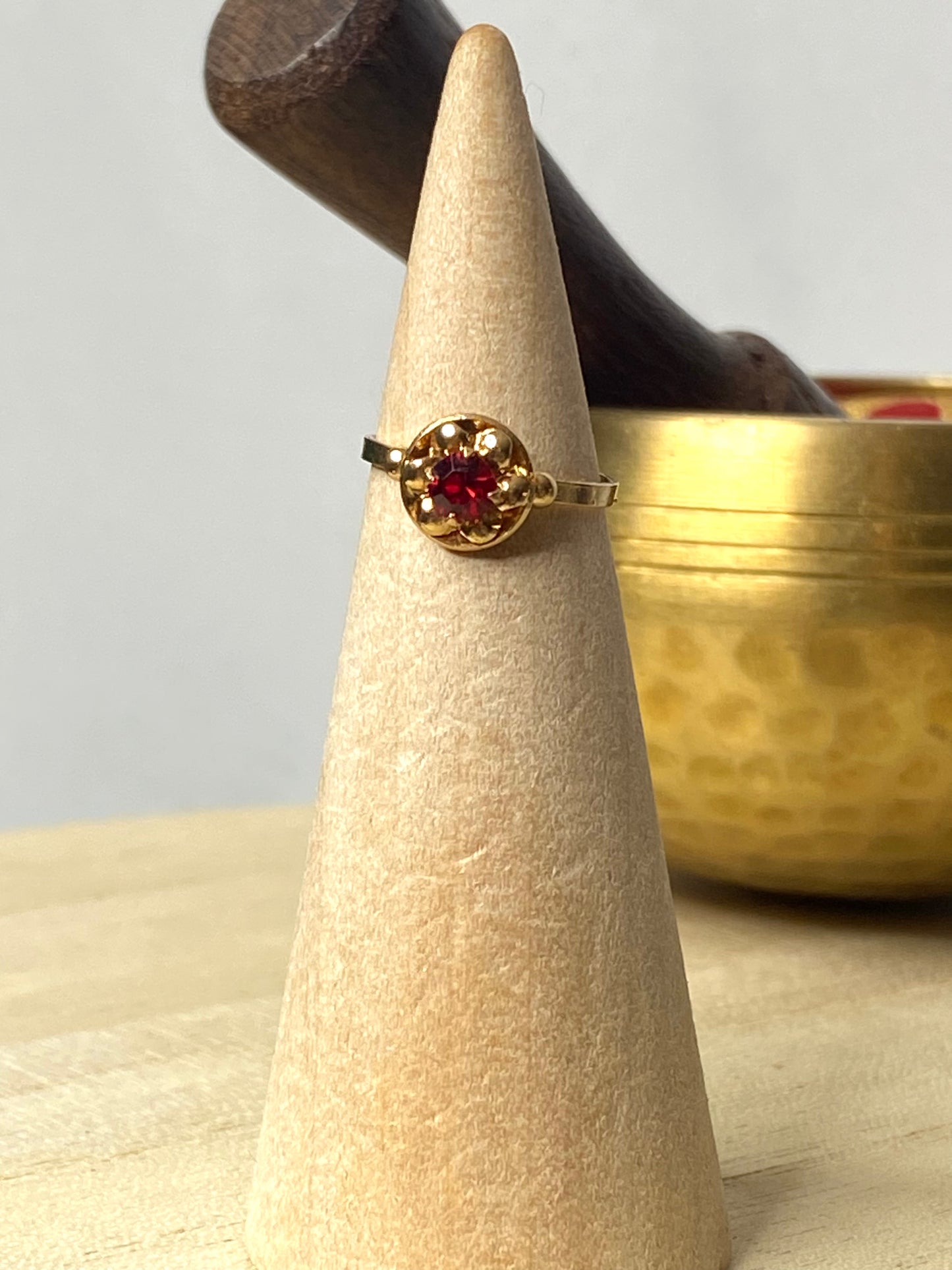 VINTAGE 18k Gold Ruby Ring Baby/Child Size 3.5US - JazzyJewelbyAmina 