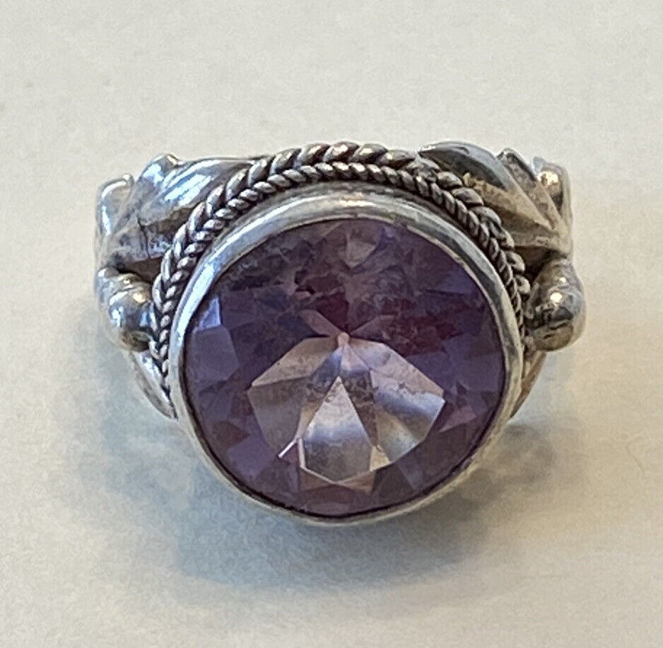 VINTAGE Amethyst Ring - Sterling Silver - Medium 6.25 US - JazzyJewelbyAmina 